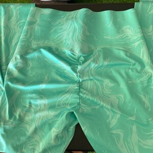 Gymshark body fit leggings